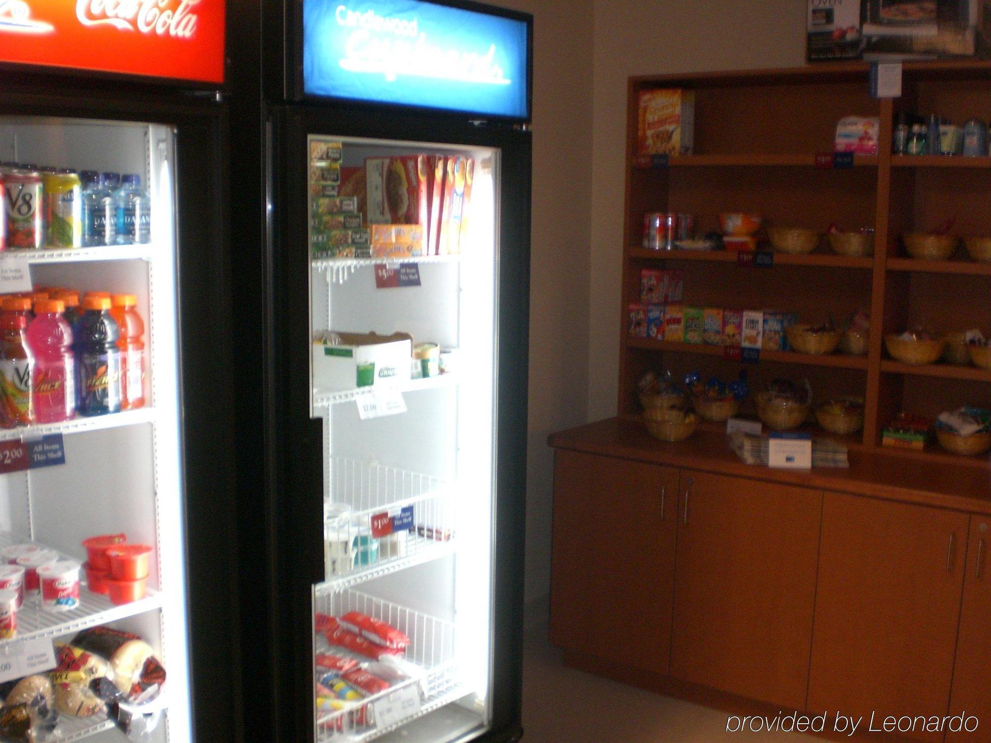 Candlewood Suites Milwaukee Brown Deer, An Ihg Hotel Restaurang bild